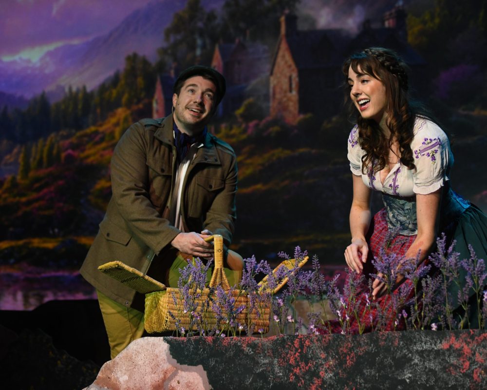 0763-picking heather